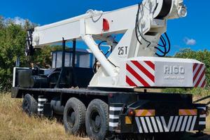 autogru rigo 25 ton