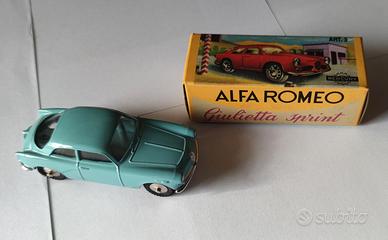 Modellino Alfa Romeo Giulietta Sport Veloce 1:48 