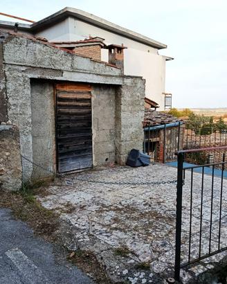Posti auto o magazzino