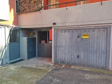 Garage indipendente Strada del Paullo, Parma