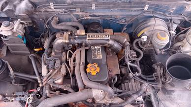 Motore Nissan Terrano II SLX 2.7 D cod. TD27A