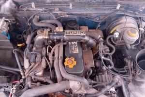 Motore Nissan Terrano II SLX 2.7 D cod. TD27A