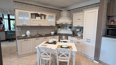 Cucina Classica LUBE Modello "AGNESE"