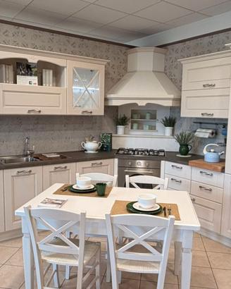 Cucina Classica LUBE Modello "AGNESE"