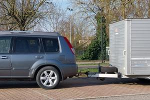 Nissan X-Trail con rimorchio