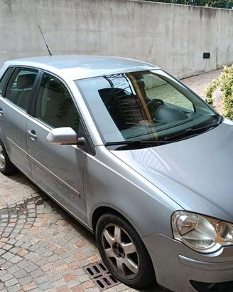 VW POLO. 1.4 BENZINA