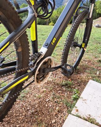 Bicicletta Mountain Bike Elettrica Xenon Nero