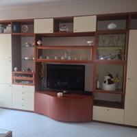 Parete attrezzata Presotto + tavolino