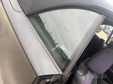 Alzavetro posteriore dx BMW 118d E88 cabrio anno 2