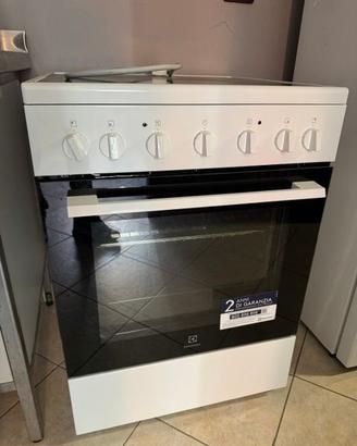Cucina elettrica con forno