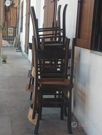 Sedia vecchia tipo trattoria