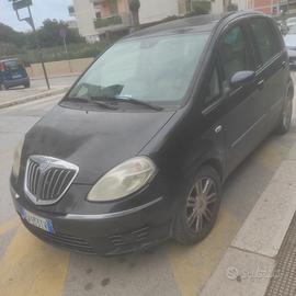 comoda, elegante ed economica 