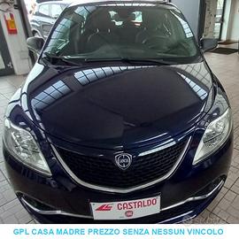LANCIA Ypsilon 1.2 69 CV 5 porte GPL Ecochic Silve