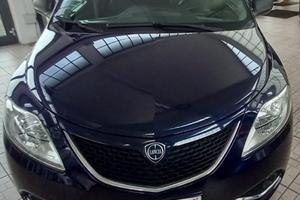 LANCIA Ypsilon 1.2 69 CV 5 porte GPL Ecochic Silve