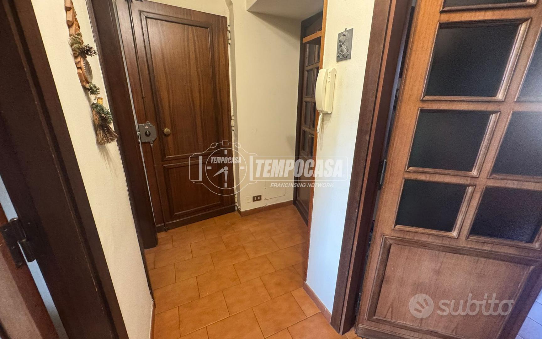 2 LOCALI LIBERO SUBITO RISCALDAMENTO AUTONOMO !!! - Altro