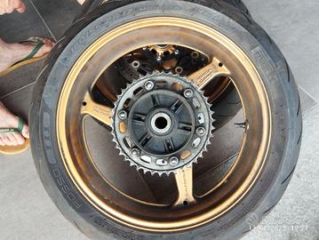 cerchi con gomme honda cbr 600 del 2003