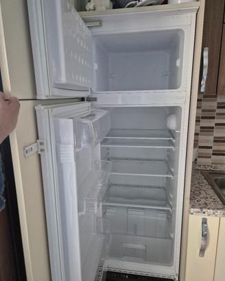 Frigo da incasso Beko 