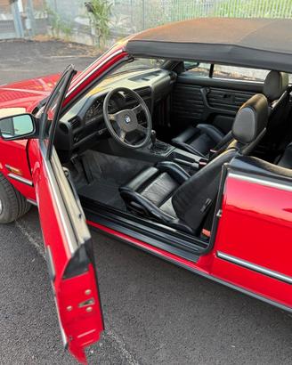 BMW 320i E30 Cabrio