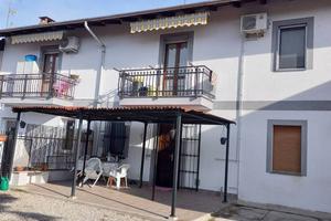 NOVARA 12 KM: SOLUZIONE SEMINDIPENDENTE RISTRUTTUR