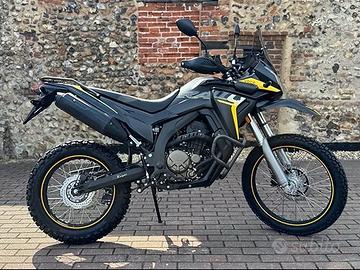 TURISMO VOGE RALLY 300cc BLACK EDITION