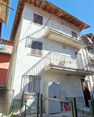 CASA SEMINDIPENDENTE A GRONDONA