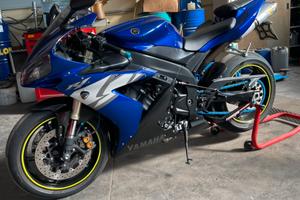 Yamaha R1 2004