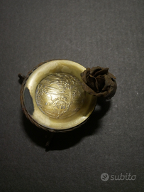 Piattino in ottone con alzatina in ferro battuto