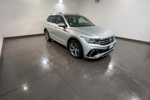 Volkswagen Tiguan 2.0 tdi R-Line 150cv dsg