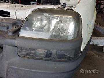 Proiettore sinistro FIAT DOBLO del 2002