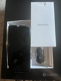 Samsung Galaxy A40 - 64GB / 4GB RAM - Nero