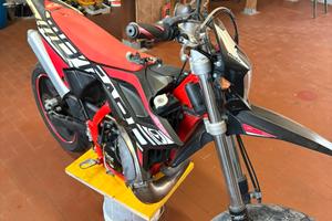 beta motard track rr 50