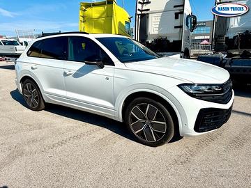 VW TOAUREG R eHybrid 3.0 V6 462 cv, 28.000 km