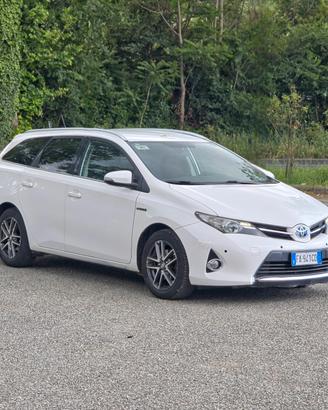 Toyota Auris Touring Sports 1.8 Hybrid Cool CV-100