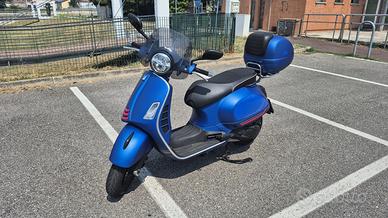 Vespa GTS 300 HPE anno 2021