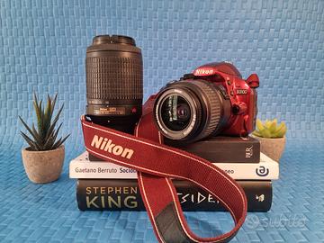 Nikon D3100 Rossa + Obiettivo 18-55 e 55-200 VR