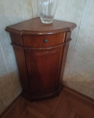 mobili da arredamento in legno