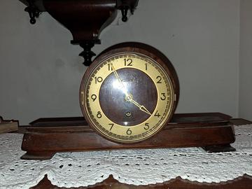 Orologio da tavolo d’epoca funzionante – Genova