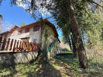 3 LOCALI A PIGLIO