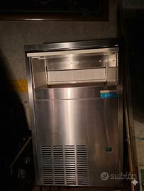 fabbricatore di ghiaccio 