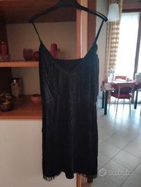 vestito da sera nero con frange 