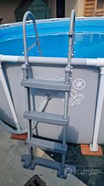 scaletta per piscina fuori terra 