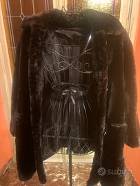 Pellicce Petit gris siberiano e castoro marrone