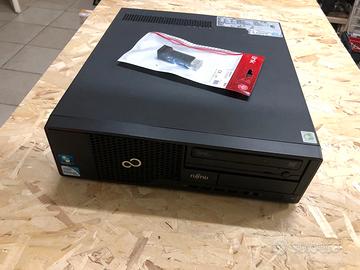 PC Desktop Fujitsu - Intel 3.00GHz - 8GB RAM - SSD
