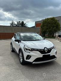 Nuova Renault Captur Full Hybrid