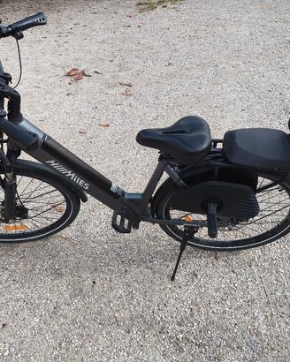 E bike Hillmiles  Milecity 1 con accessori extra
