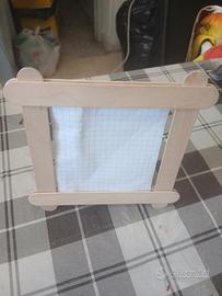 Cornice in legno fatta a mano
