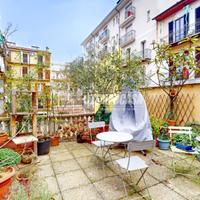 TRILOCALE CON AMPIO TERRAZZO IN CONTESTO D'EPOCA!