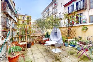 TRILOCALE CON AMPIO TERRAZZO IN CONTESTO D'EPOCA!