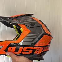 Casco motocross Just 1 J58