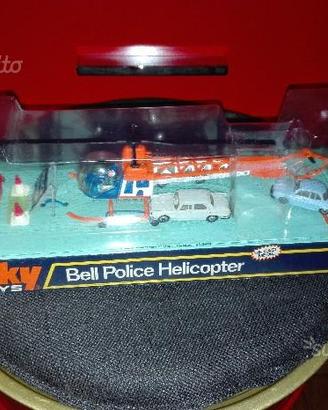 Modellino dinky elicottero polizia